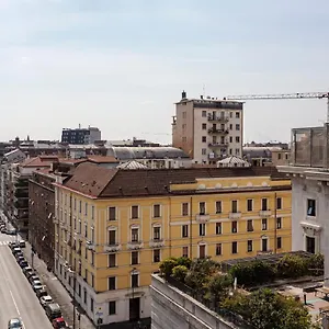 The Blue Nest With A View - 7th Floor- Via Palestrina Appartement Milan